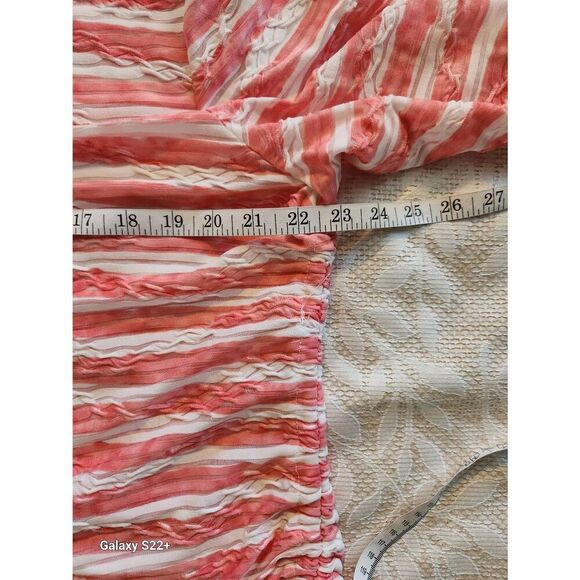 +6 Ruby Rd coral and cream stripe top. Beads around neckline and tie at one side - Picture 5 of 11